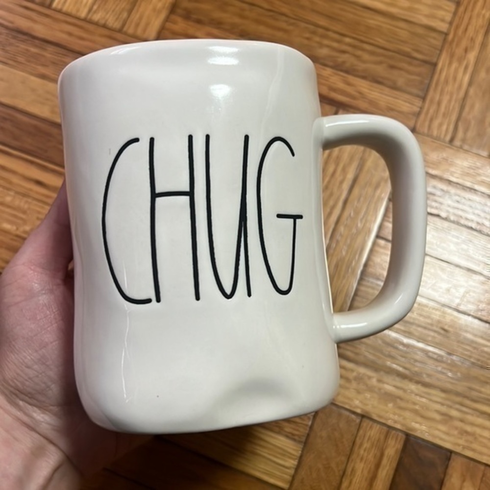 COPY Rae Dunn CHUG‎ mug